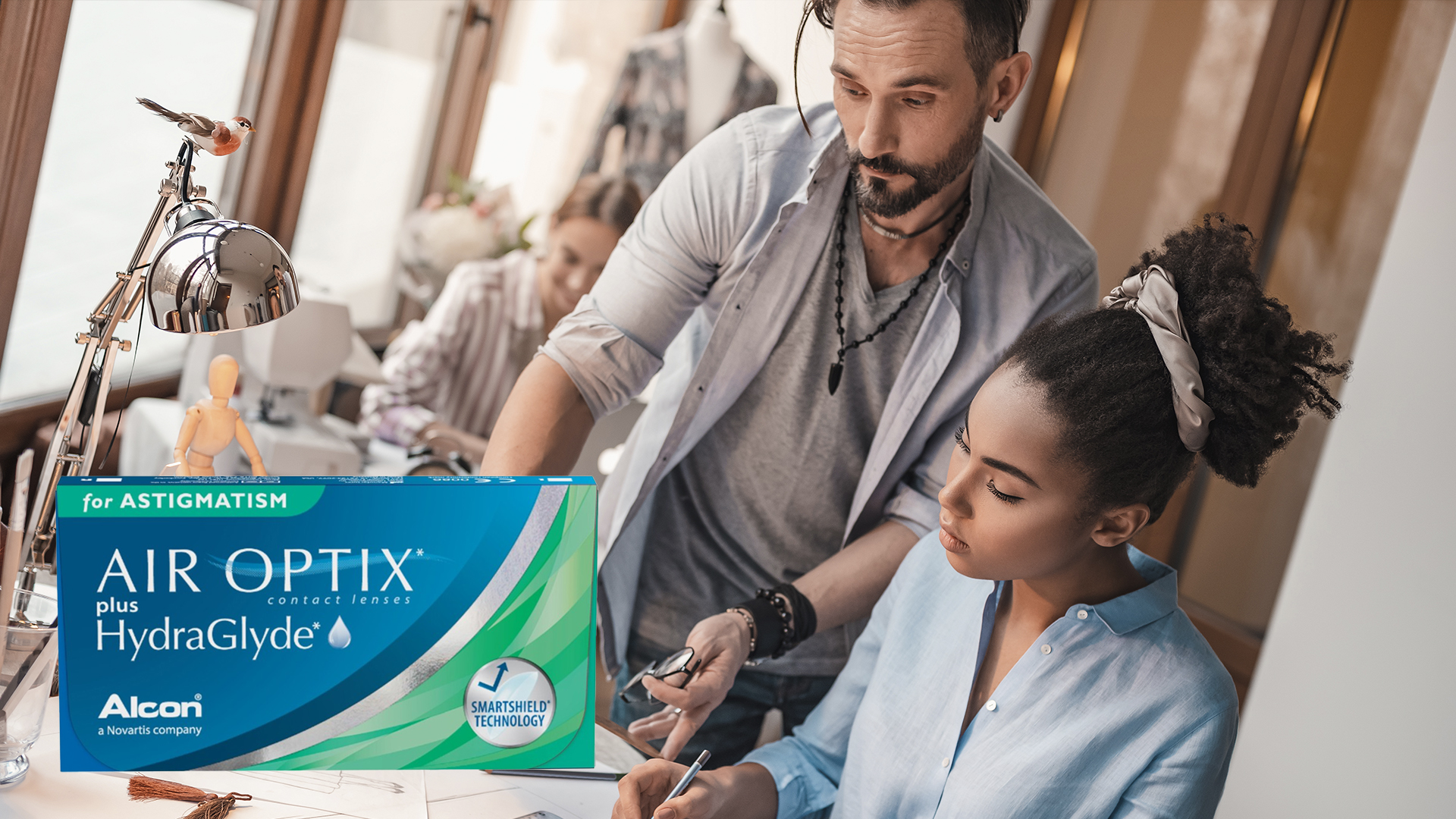Banner Air Optix HydraGlyde Astigmatismo